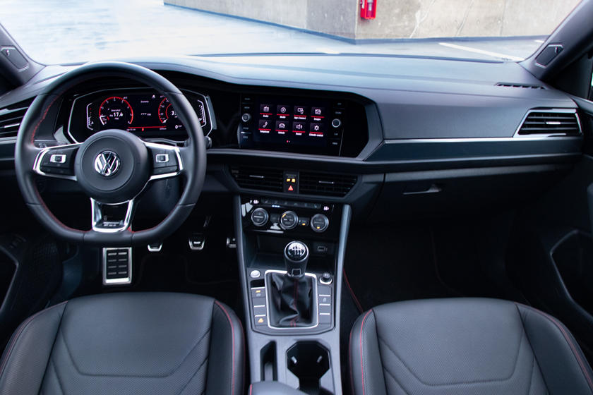 pic 2020 Vw Jetta Gli Interior