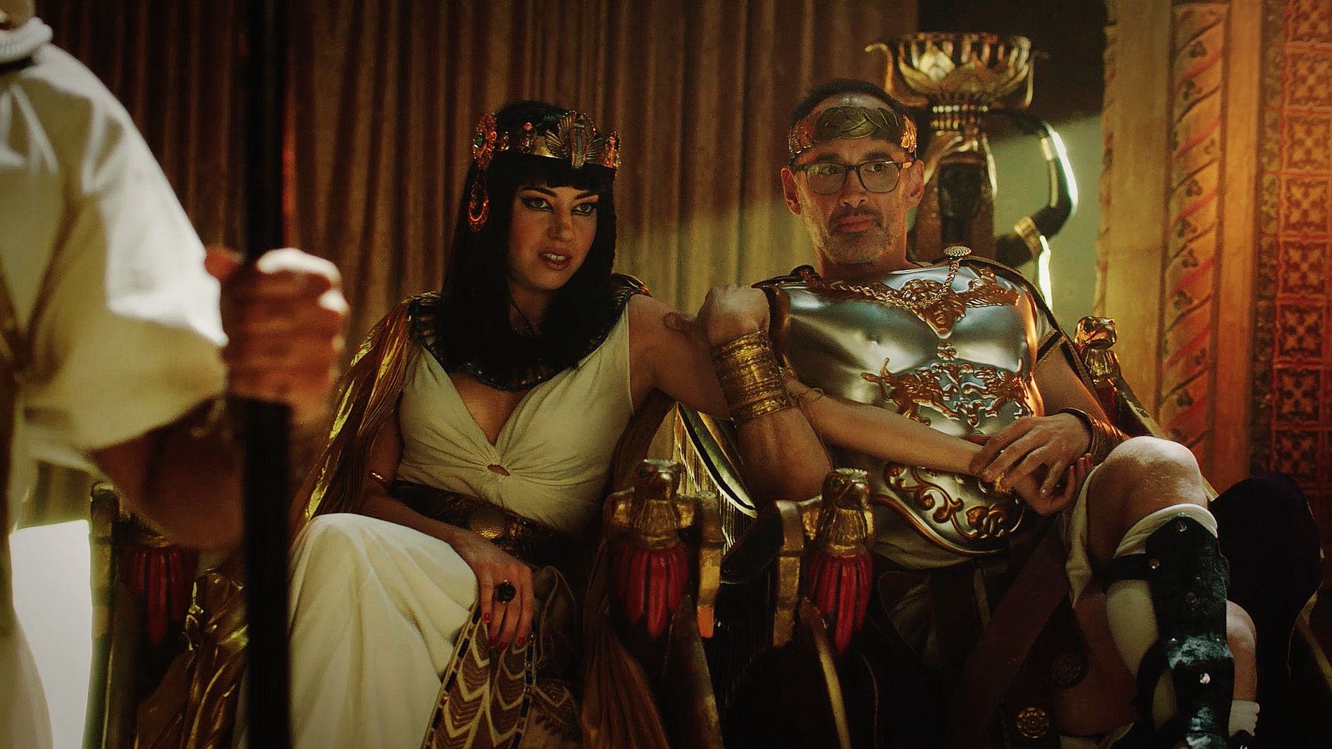 photo Aubrey Plaza Drunk History Cleopatra