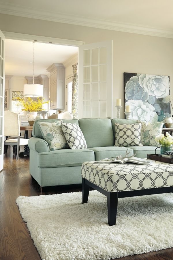 Featured image of post Light Blue Sofa Living Room Decor