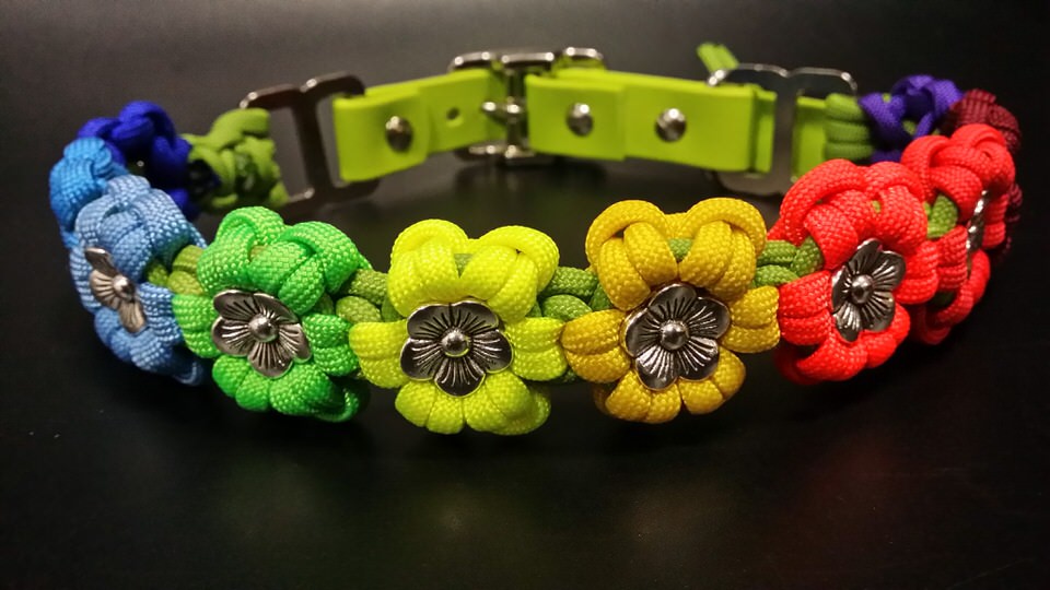 photo Macrame Paracord Bracelet