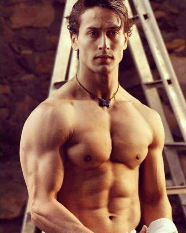 picture Tiger Shroff Body Measurement